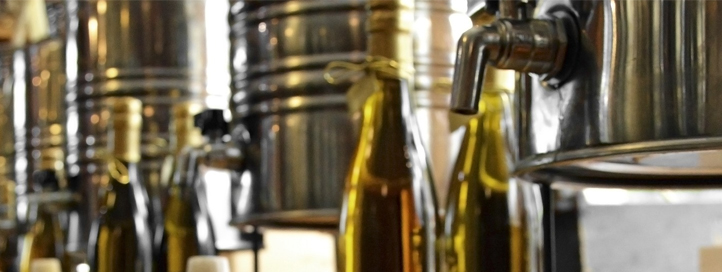Cómo es y qué importancia tiene el proceso de envasado del aceite de oliva